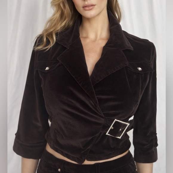De Code Jackets & Blazers - De Code Black Velvet Wrap Jacket Cropped Blazer Rhinestone Buckle Size L (1250)